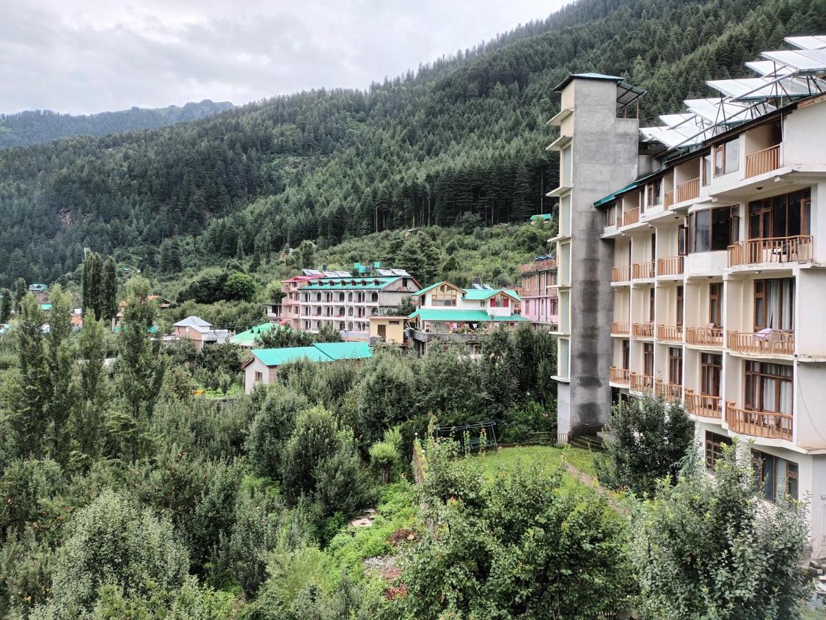 Sarthak Resorts-Reside In Nature With Best View, 9 Kms From Mall Road Manali Exteriör bild