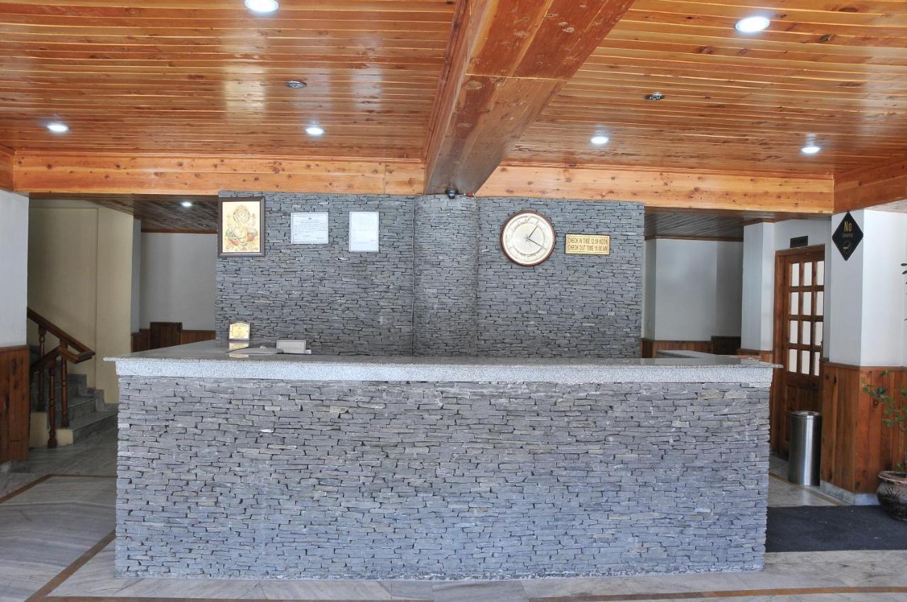 Sarthak Resorts-Reside In Nature With Best View, 9 Kms From Mall Road Manali Exteriör bild