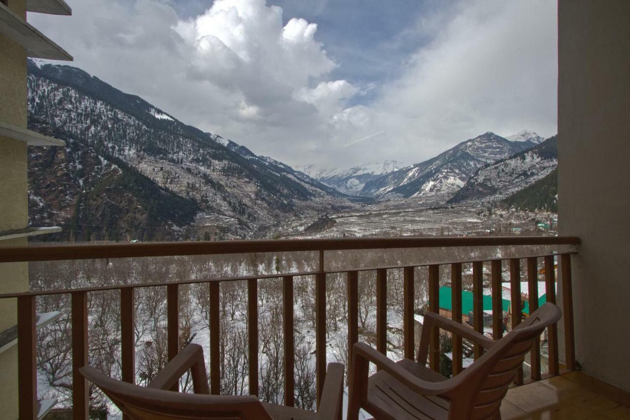 Sarthak Resorts-Reside In Nature With Best View, 9 Kms From Mall Road Manali Exteriör bild